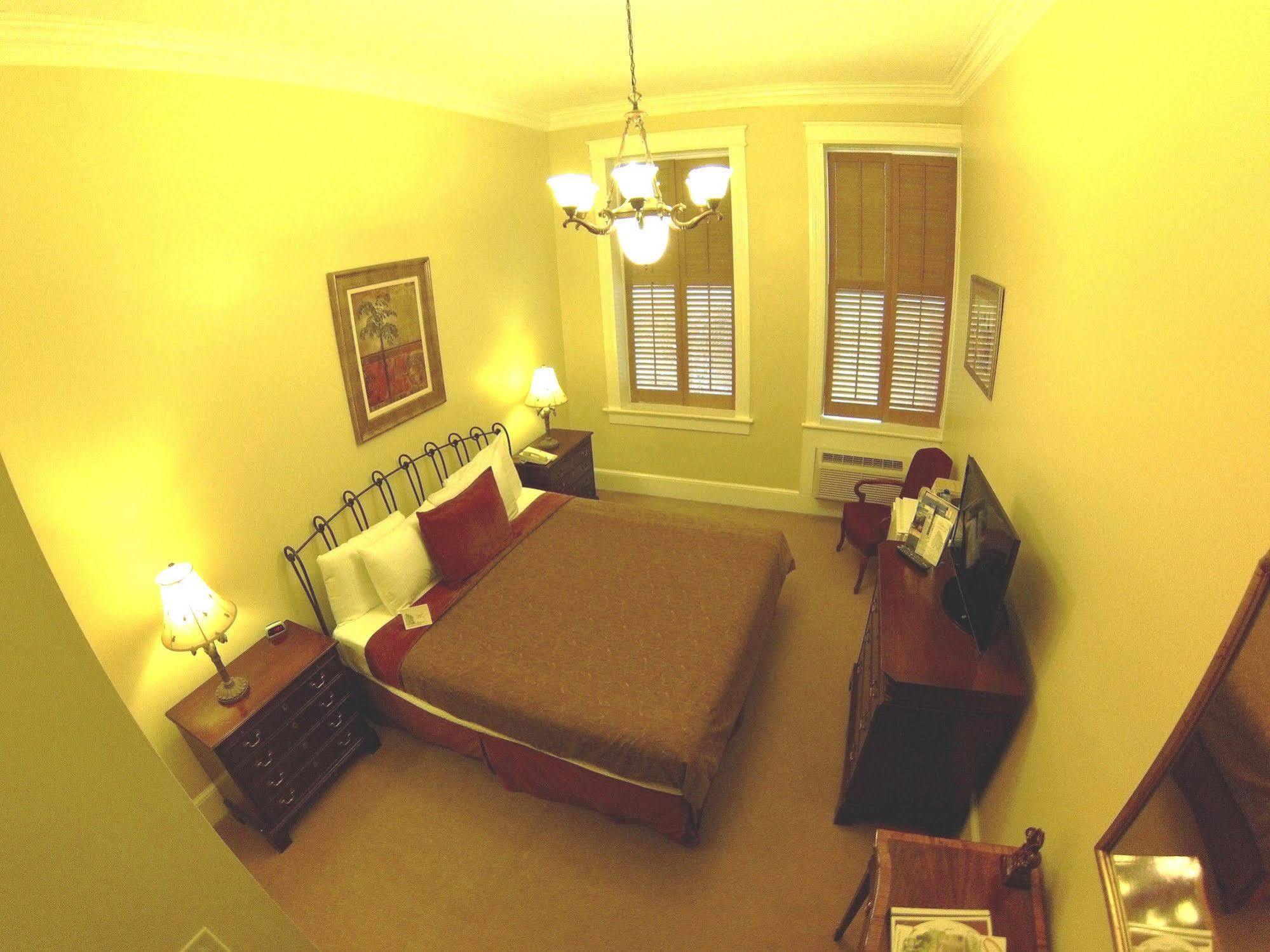 The Biltmore Greensboro Hotel Екстер'єр фото